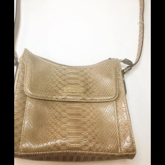 Liz Claiborne animal print shoulder handbag - Picture 2 of 8